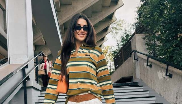 Hande Erçel'in Roland Garros tarzının bedeli dudak uçuklattı